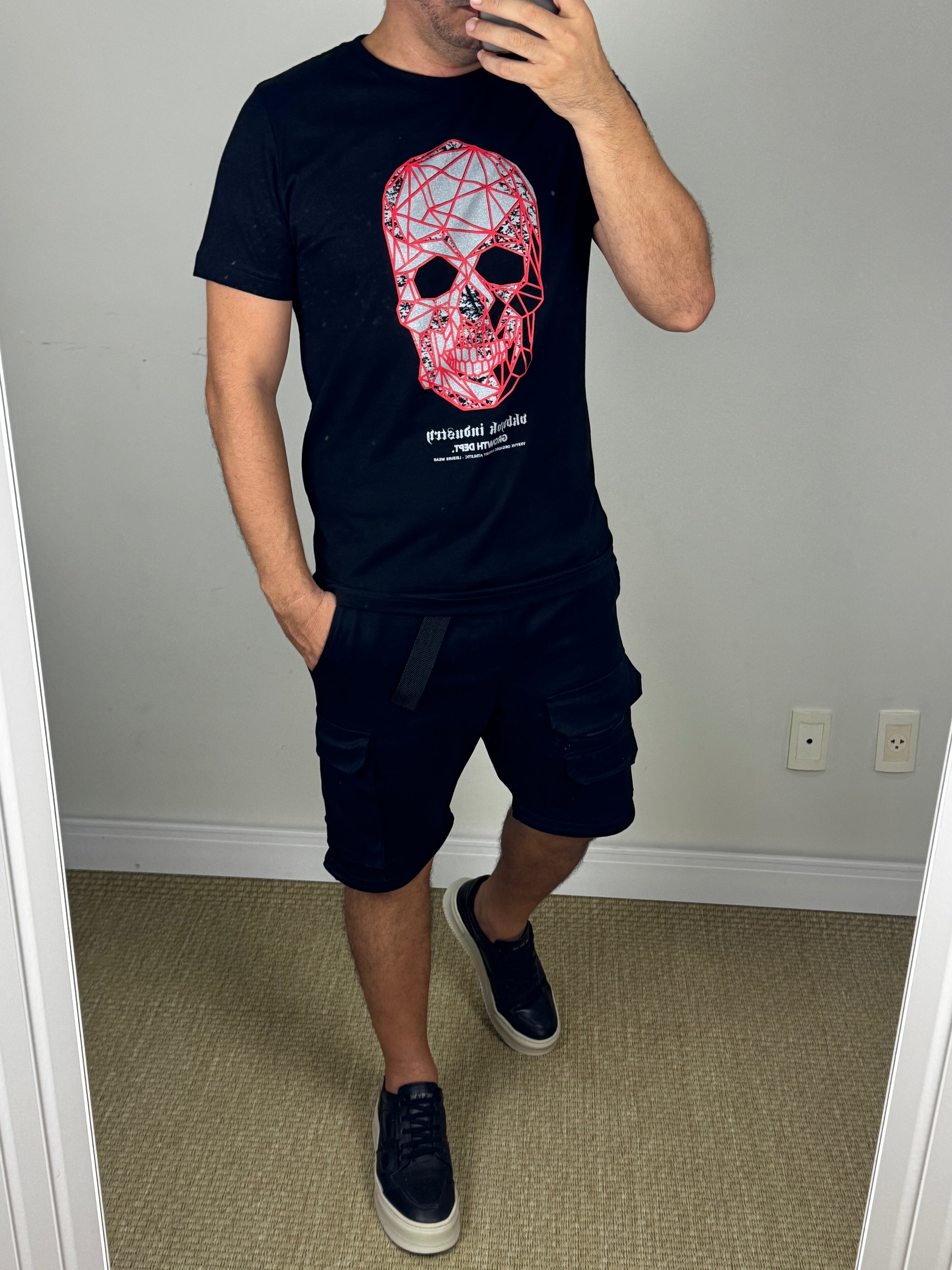 Camiseta VK by VK Skull Metallic Luxury