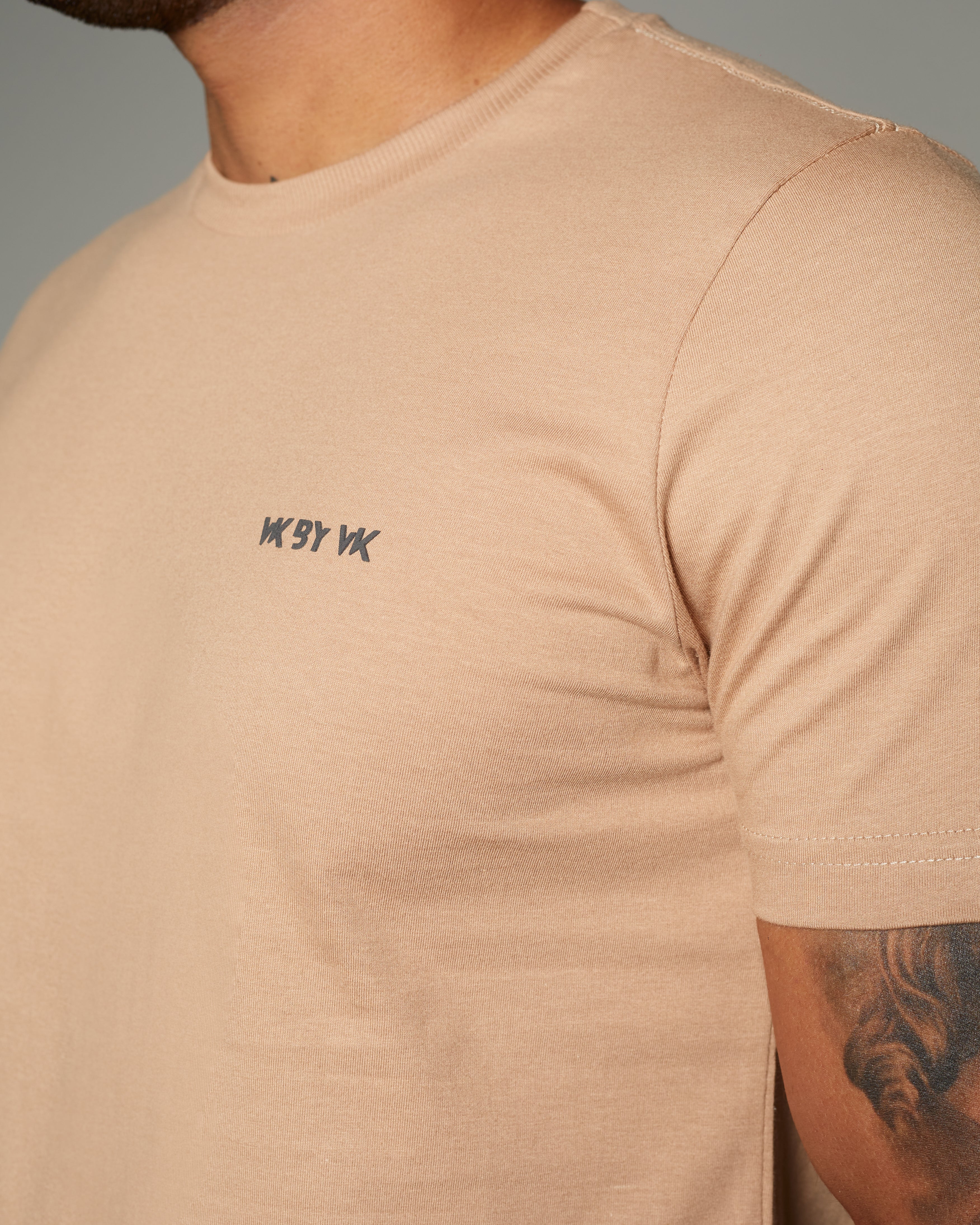 Camiseta VK by VK Básica