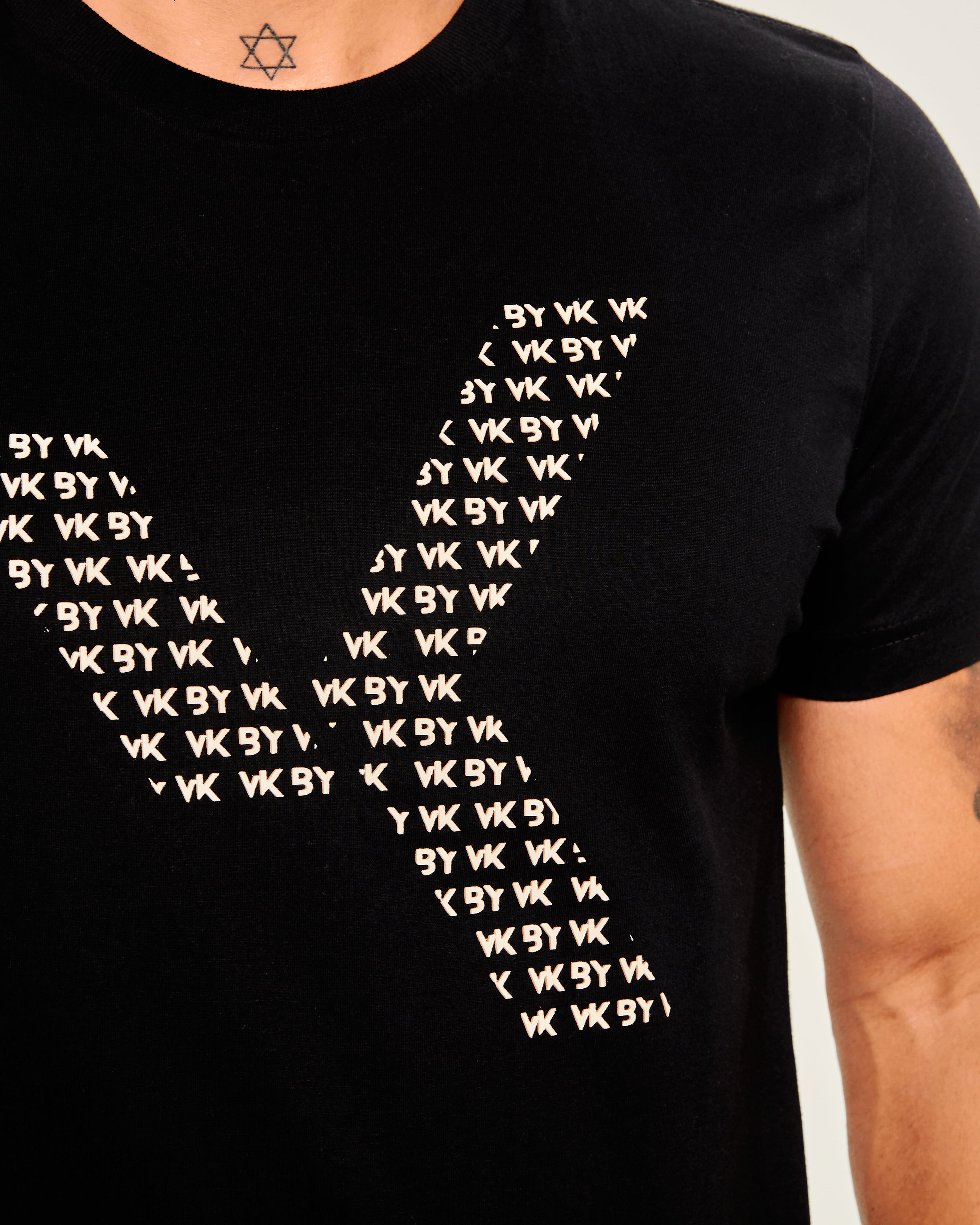 Camiseta VK by VK Icon Lettering