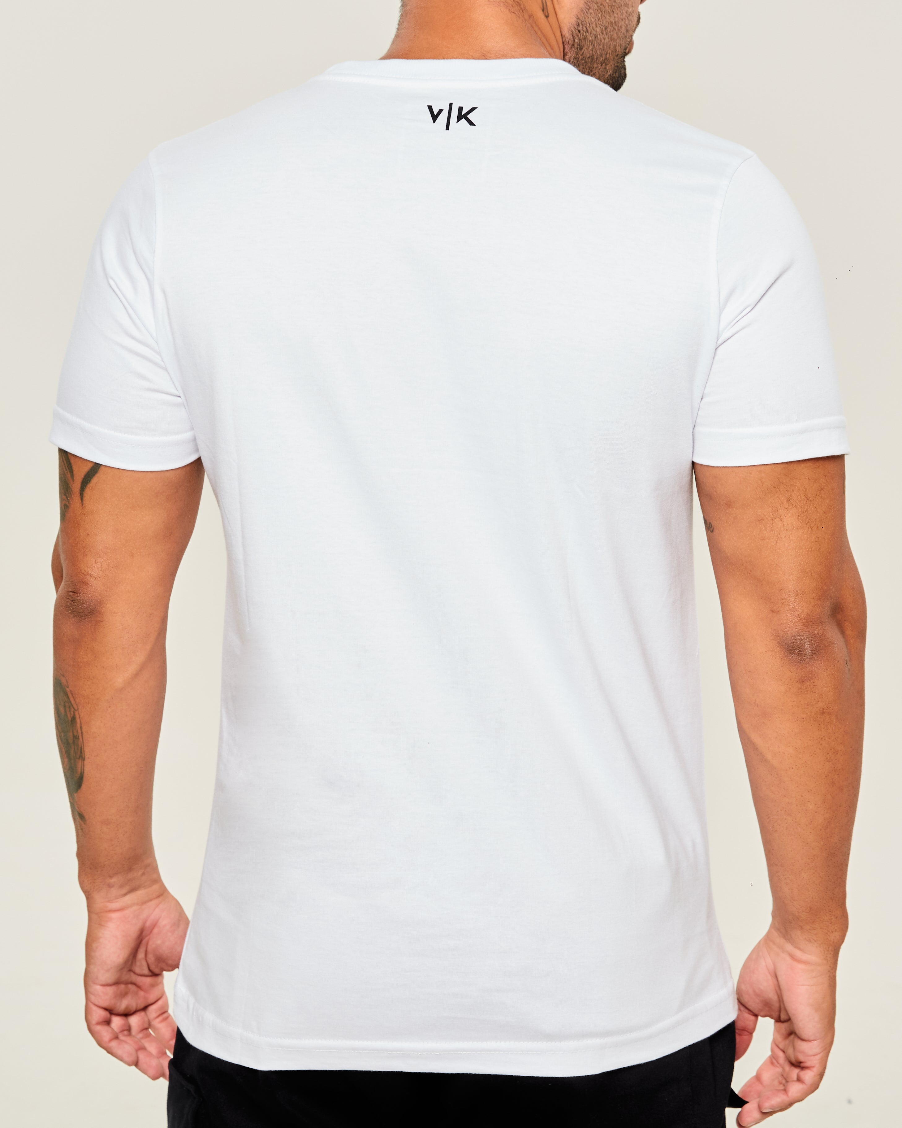 Camiseta VK by VK Luxe Pin Skull