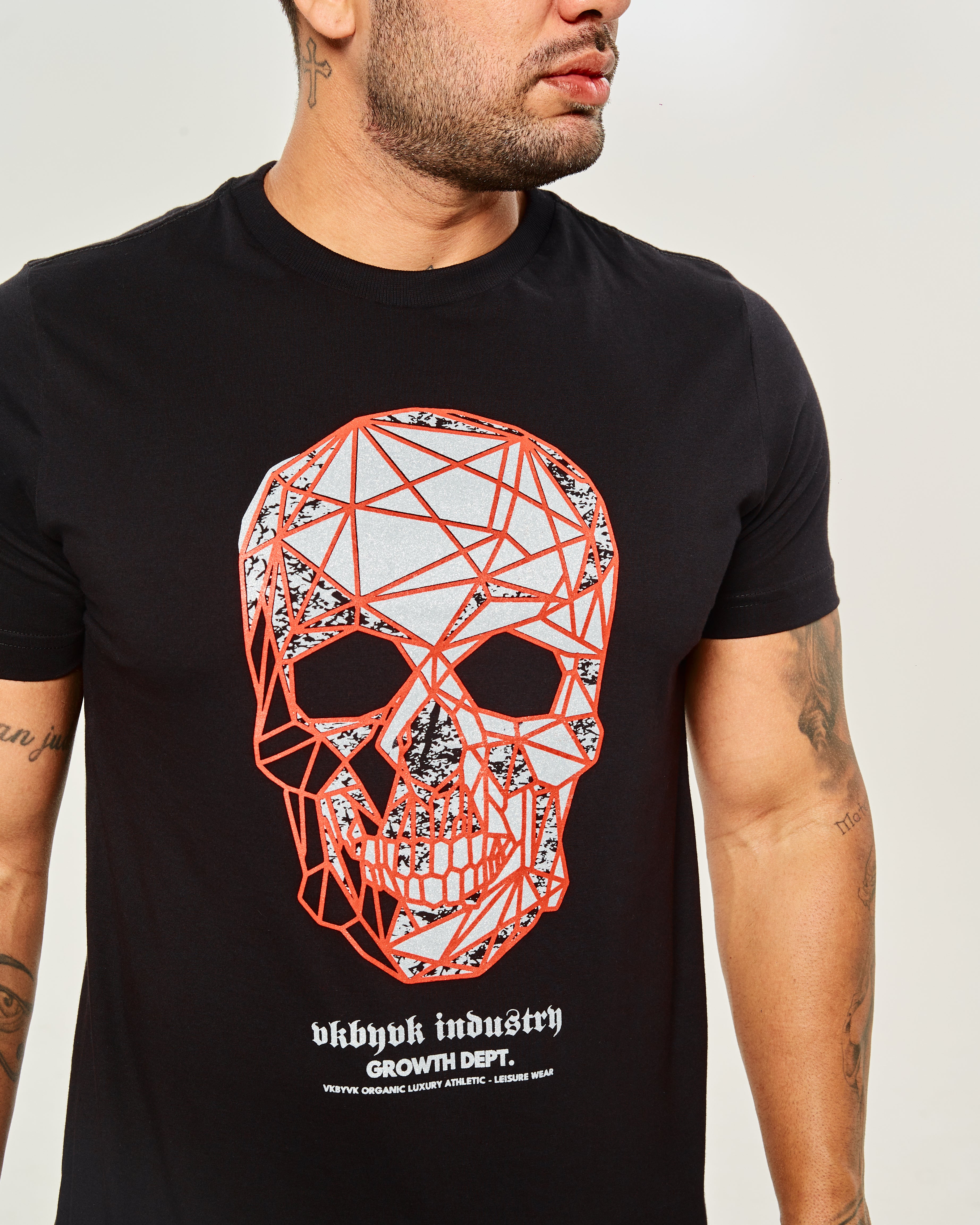 Camiseta VK by VK Skull Metallic Luxury | Estilo e Sofisticação